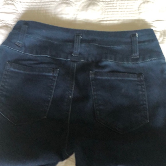 Jeans - Picture 5 of 6